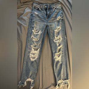 American Eagle | Mom Jean | Size 0 | Short